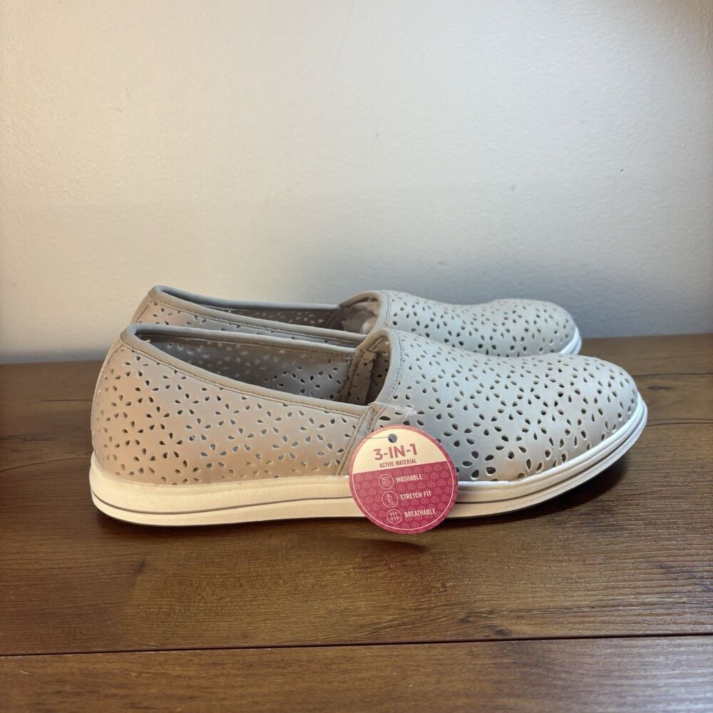 Clarks Breeze Emily Loafer Women's Size 10 W Light Taupe Slip-On Dress Shoe New
